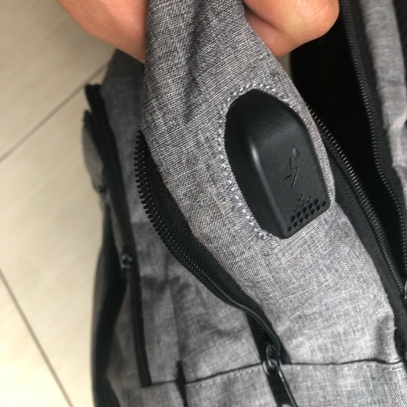 In MINT condition backpack - Picture 6 of 6